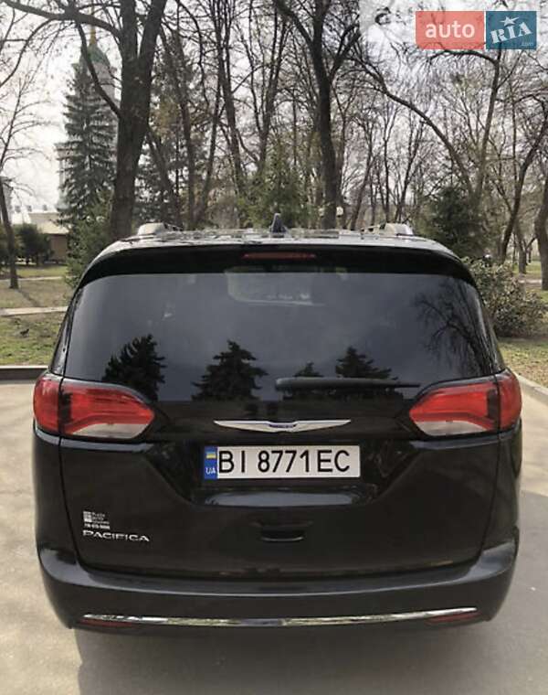 Седан Chrysler Pacifica 2018 в Полтаві фото 4 Седан Chrysler Pacifica 2018 в Полтаві