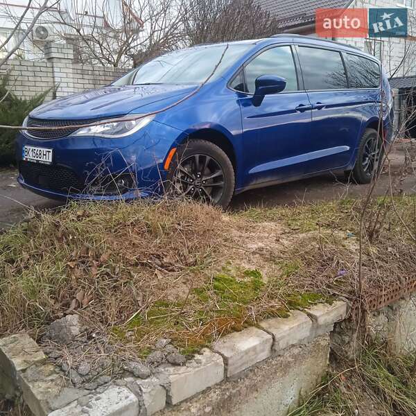Chrysler Pacifica 2020