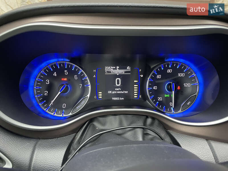 Мінівен Chrysler Pacifica 2017 в Львові фото 13 Мінівен Chrysler Pacifica 2017 в Львові