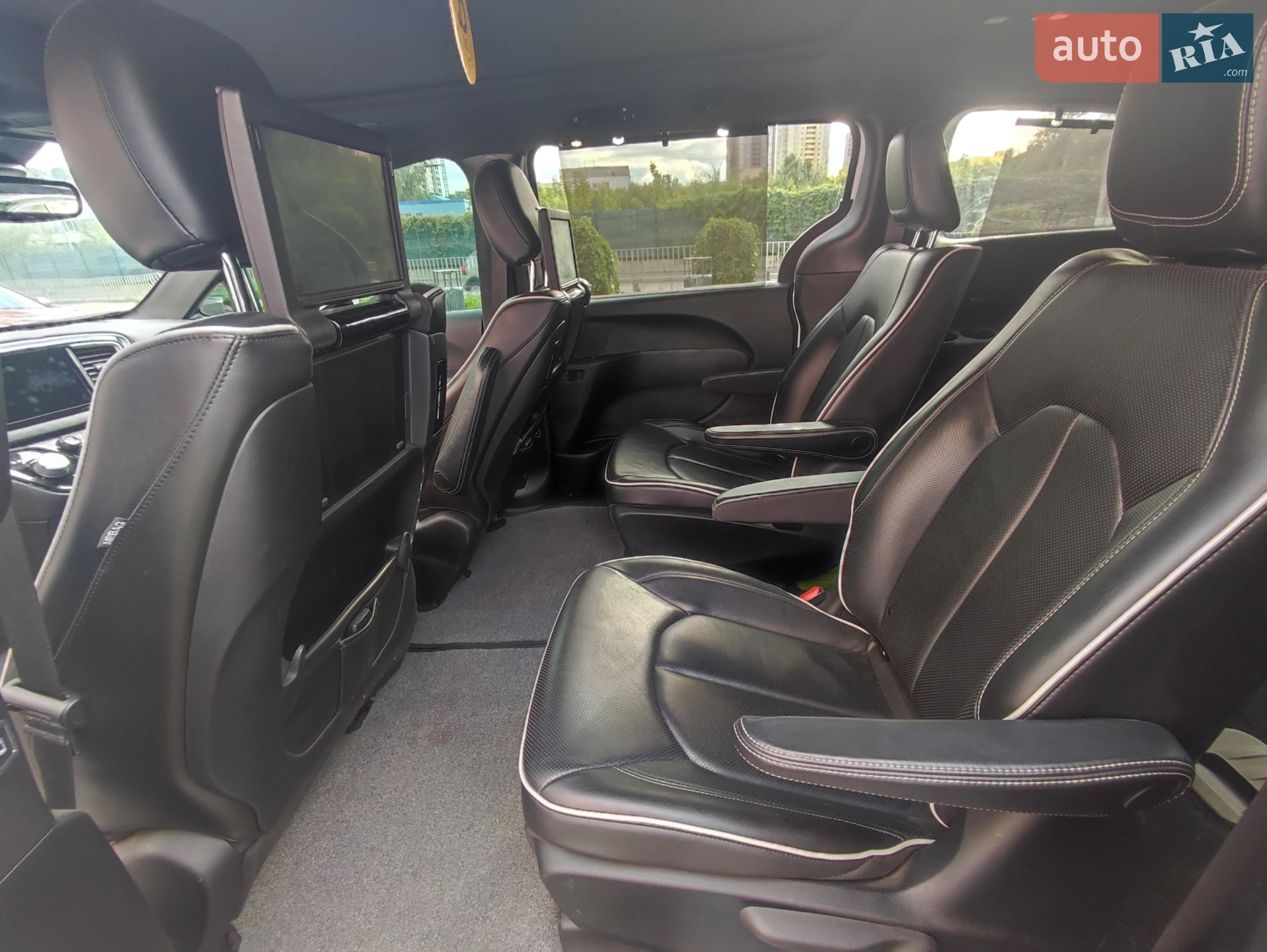 2019 Chrysler Pacifica - мініатюра 32