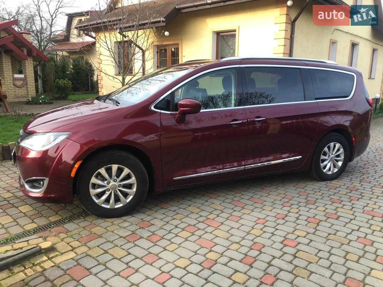 2018 Chrysler Pacifica - мініатюра 18