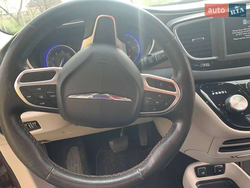 Минивэн Chrysler Pacifica 2019 в Трускавце