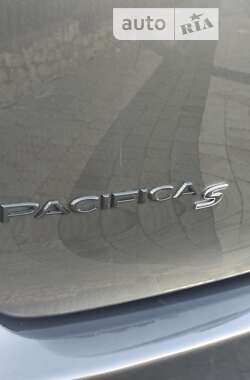 Мінівен Chrysler Pacifica 2018 в Тернополі