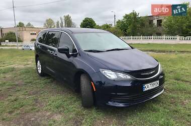 chrysler pacifica 2016 в Киев от профессионального продавца Максим