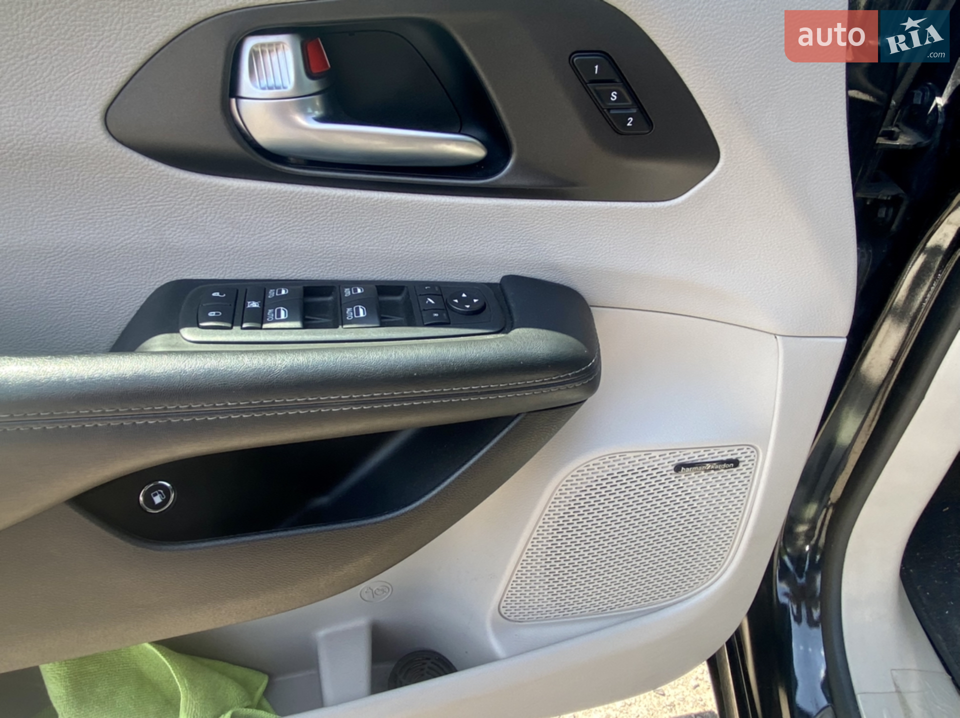 2020 Chrysler Pacifica - мініатюра 73