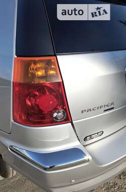 Универсал Chrysler Pacifica 2006 в 