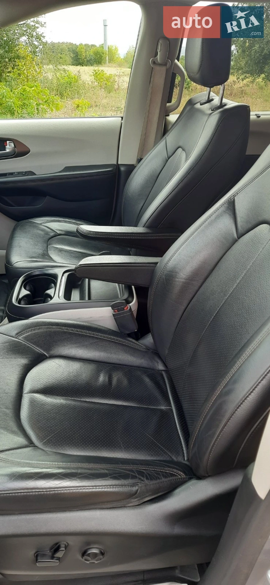 2019 Chrysler Pacifica - мініатюра 11