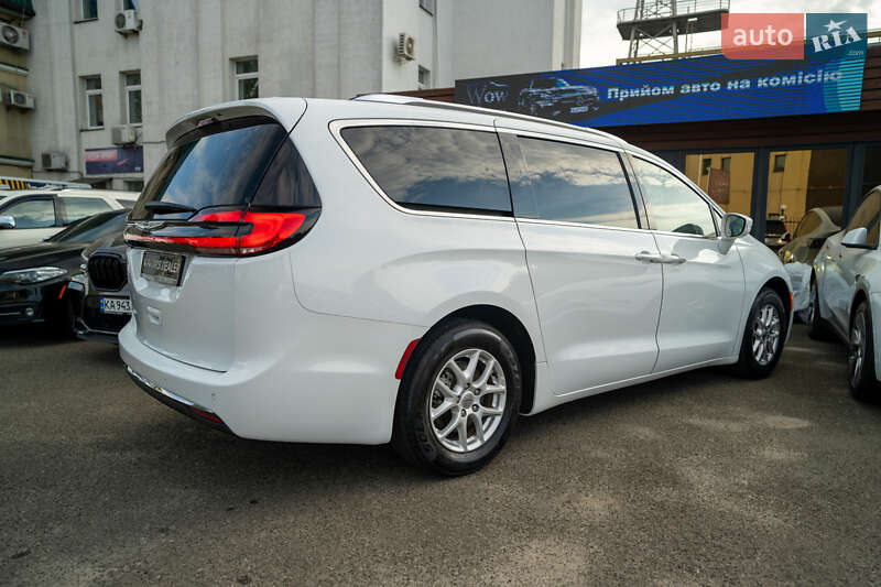 Минивэн Chrysler Pacifica 2021 в Киеве фото 11 Минивэн Chrysler Pacifica 2021 в Киеве