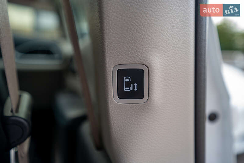 Минивэн Chrysler Pacifica 2021 в Киеве фото 29 Минивэн Chrysler Pacifica 2021 в Киеве