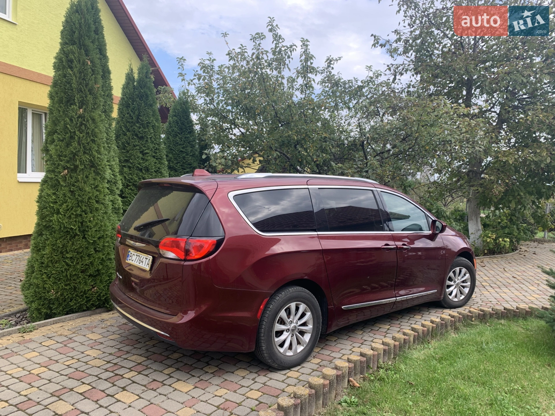 2019 Chrysler Pacifica - мініатюра 12