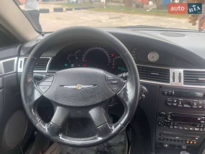 Минивэн Chrysler Pacifica 2004 в Золочеве