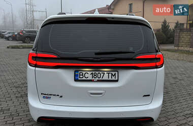 Минивэн Chrysler Pacifica 2020 в Стрые