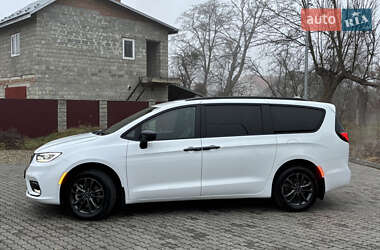 Минивэн Chrysler Pacifica 2020 в Стрые