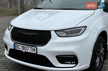 Минивэн Chrysler Pacifica 2020 в Стрые