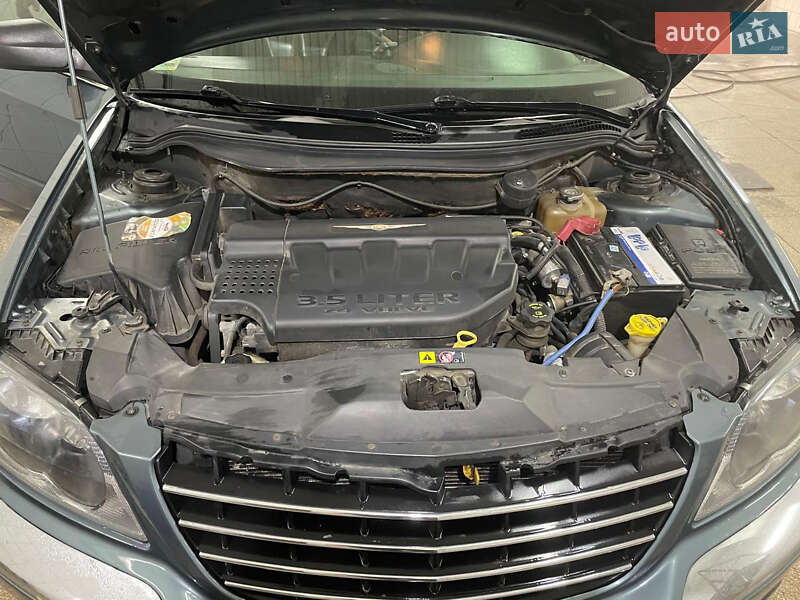 Минивэн Chrysler Pacifica 2004 в Днепре