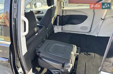 Мінівен Chrysler Pacifica 2016 в Києві