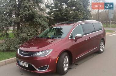 Chrysler Pacifica limited 2018