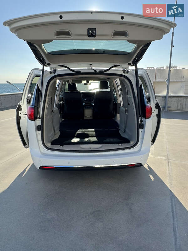Минивэн Chrysler Pacifica 2019 в Одессе
