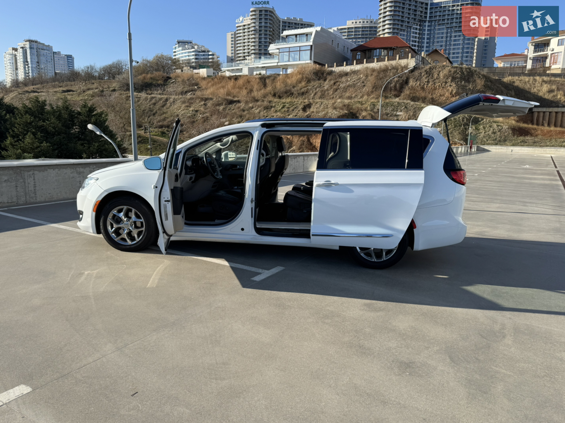 2019 Chrysler Pacifica - мініатюра 15