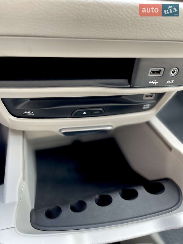 Минивэн Chrysler Pacifica 2019 в Одессе