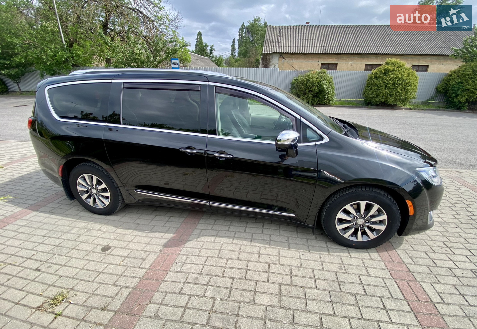 2020 Chrysler Pacifica - мініатюра 4