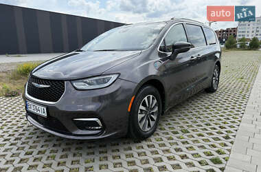 Chrysler Pacifica Touring  2021