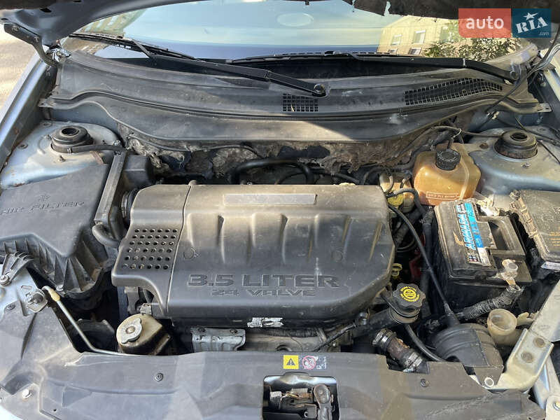 Минивэн Chrysler Pacifica 2005 в Ивано-Франковске