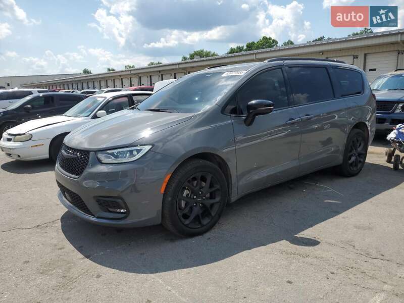 Chrysler Pacifica 2023
