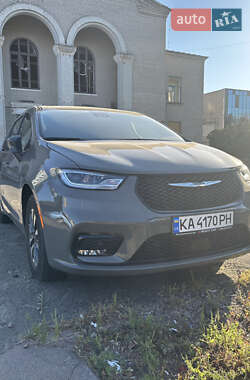 Минивэн Chrysler Pacifica 2022 в Киеве
