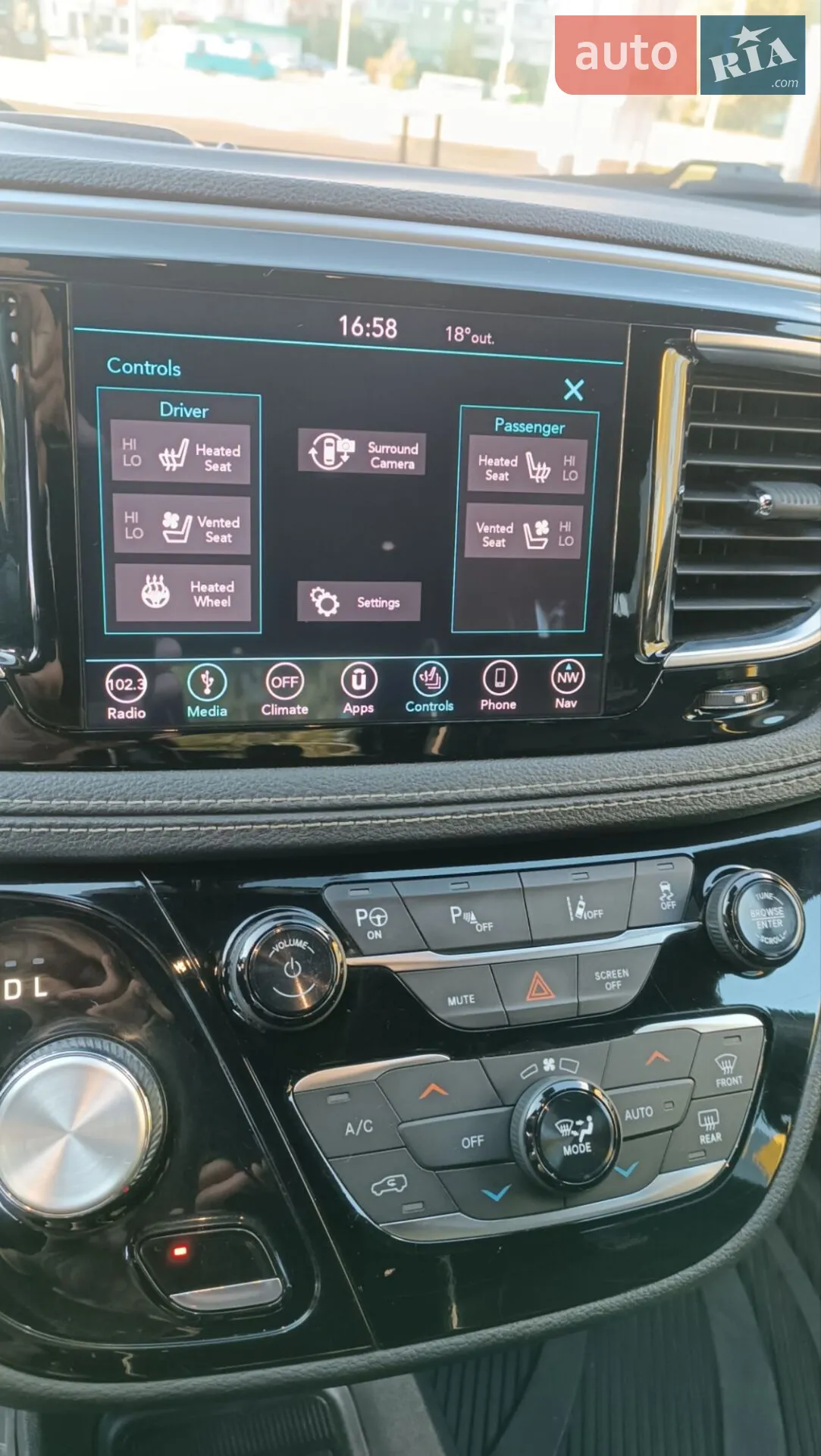 2019 Chrysler Pacifica - мініатюра 19