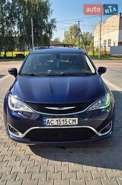 Chrysler Pacifica 2018