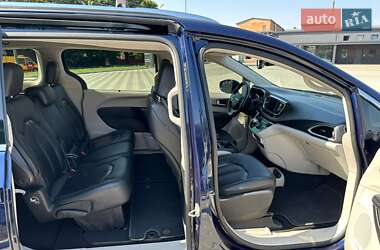 Универсал Chrysler Pacifica 2018 в 