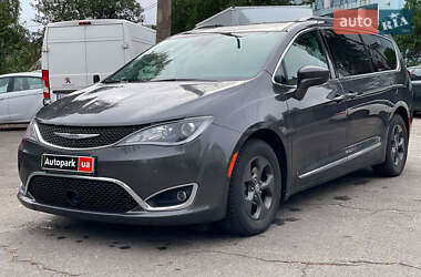 Chrysler Pacifica 3.6 2017