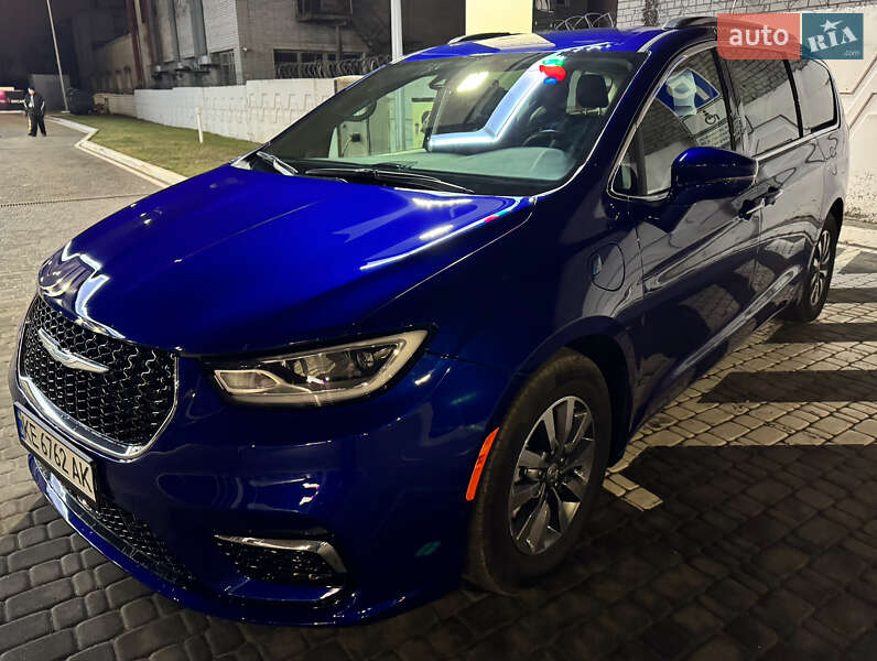 Chrysler Pacifica 2021