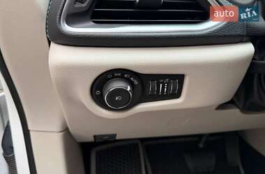 Минивэн Chrysler Pacifica 2017 в 