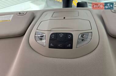 Минивэн Chrysler Pacifica 2017 в 
