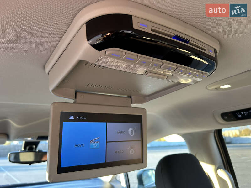 Минивэн Chrysler Pacifica 2017 в Киеве фото 28 Минивэн Chrysler Pacifica 2017 в Киеве