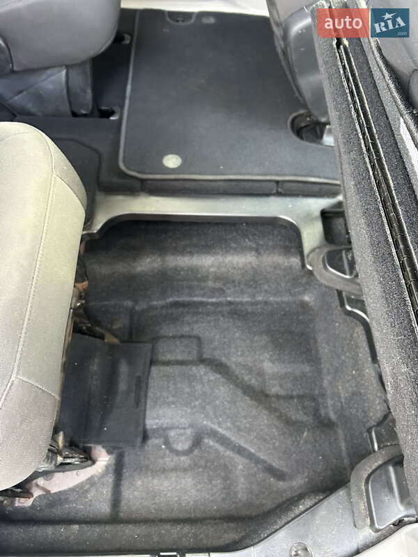 Минивэн Chrysler Pacifica 2017 в Киеве фото 16 Минивэн Chrysler Pacifica 2017 в Киеве