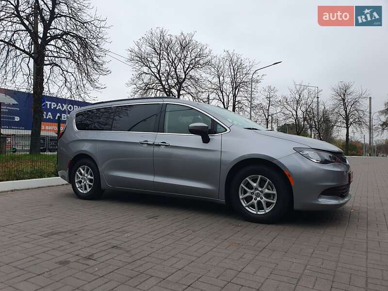 Мінівен Chrysler Pacifica 2021 в Києві фото 16 Мінівен Chrysler Pacifica 2021 в Києві