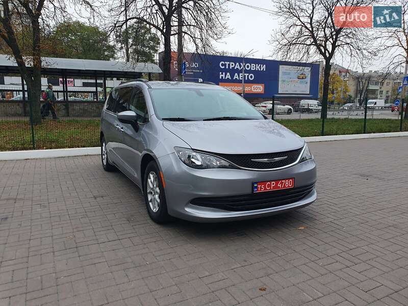 Мінівен Chrysler Pacifica 2021 в Києві фото 19 Мінівен Chrysler Pacifica 2021 в Києві