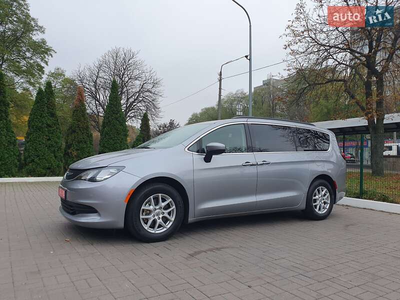 Мінівен Chrysler Pacifica 2021 в Києві фото 25 Мінівен Chrysler Pacifica 2021 в Києві