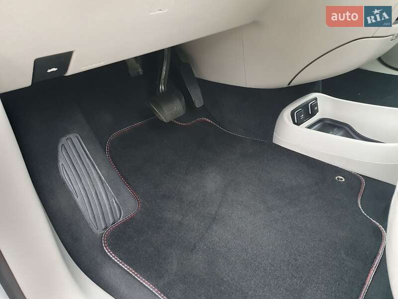 Мінівен Chrysler Pacifica 2021 в Києві фото 29 Мінівен Chrysler Pacifica 2021 в Києві