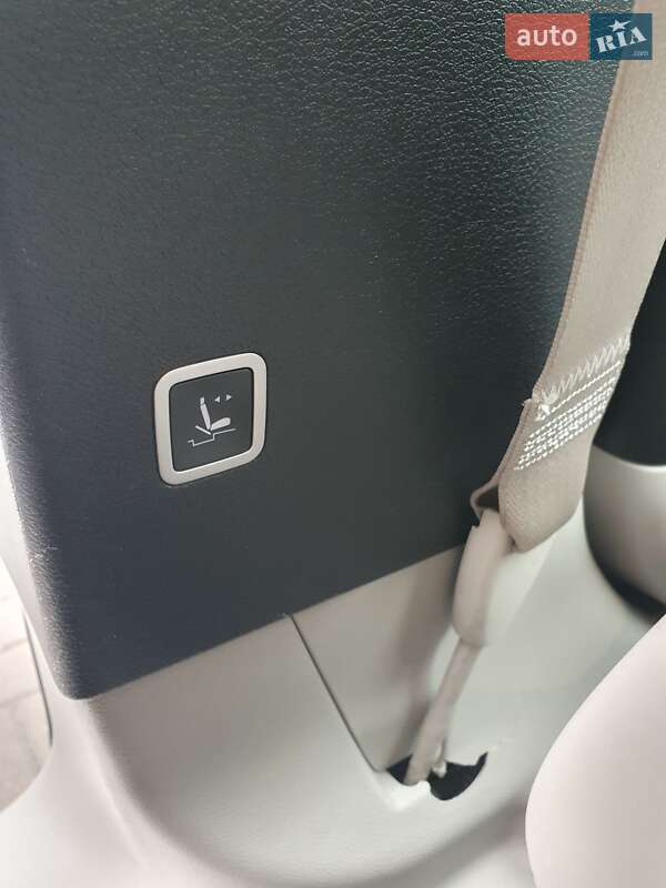 Мінівен Chrysler Pacifica 2021 в Києві фото 72 Мінівен Chrysler Pacifica 2021 в Києві