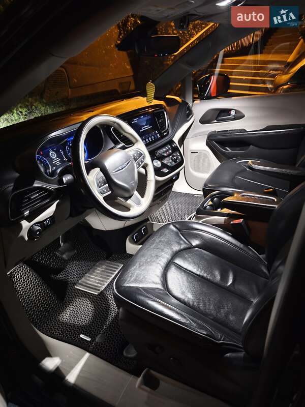 Универсал Chrysler Pacifica 2019 в Виннице фото 28 Универсал Chrysler Pacifica 2019 в Виннице