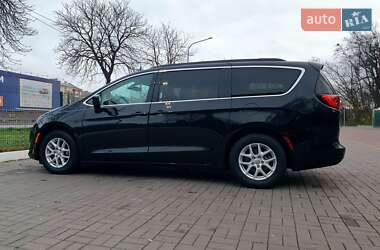 Минивэн Chrysler Pacifica 2020 в Киеве