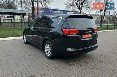 Минивэн Chrysler Pacifica 2020 в Киеве
