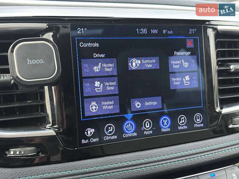 Минивэн Chrysler Pacifica 2017 в Киеве фото 31 Минивэн Chrysler Pacifica 2017 в Киеве