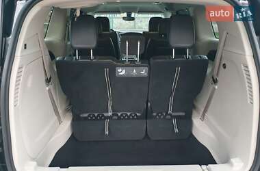 Минивэн Chrysler Pacifica 2020 в Киеве