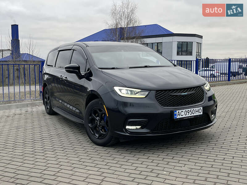 Chrysler Pacifica 2023