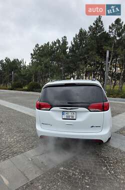 Минивэн Chrysler Pacifica 2019 в Днепре